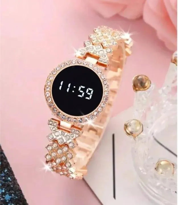 Sleek Women's Round Face Chain Strap Touch Digital Watch